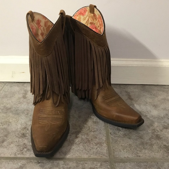ariat tassel boots